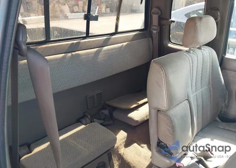 1997 Toyota Tacoma from USA, damaged, VIN 4TAVL52N1VZ255080